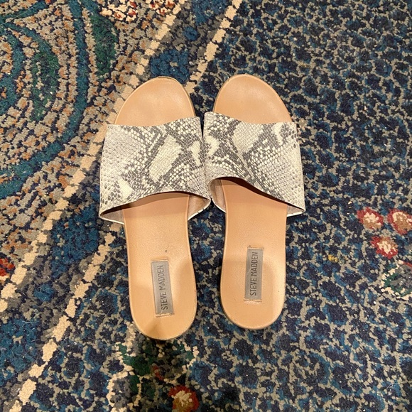 Steve Madden Shoes - Steve Madden Karolyn Sandal